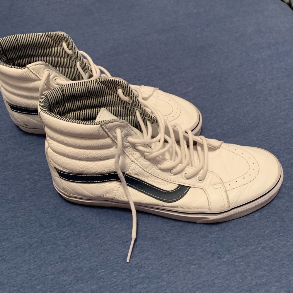 Men’s white high top Vans